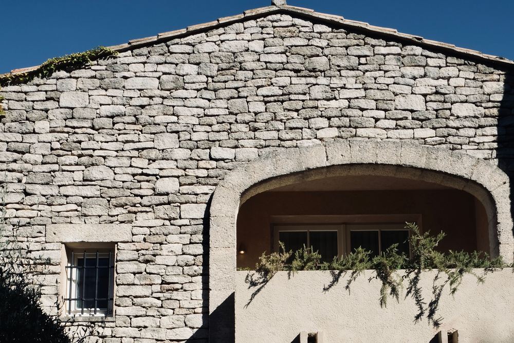Bâti provençal en pierre